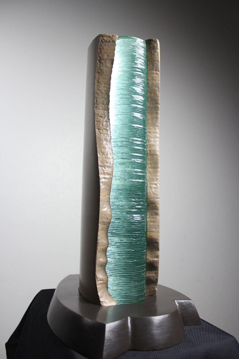 Glass core, side